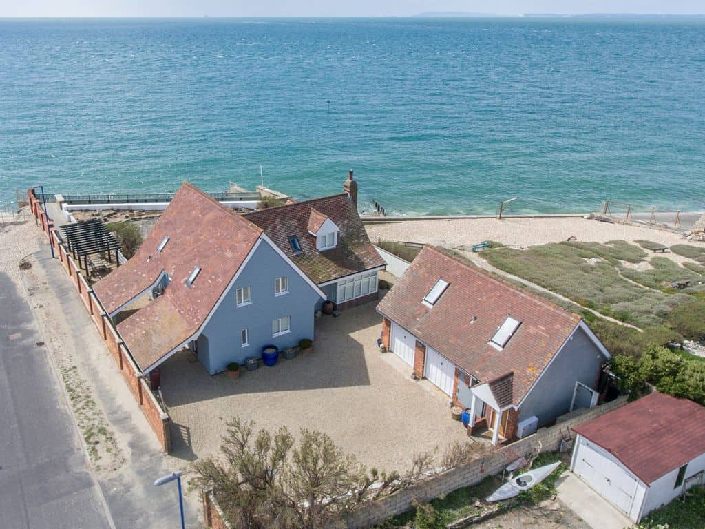 selsey-beach-house-top-view-front