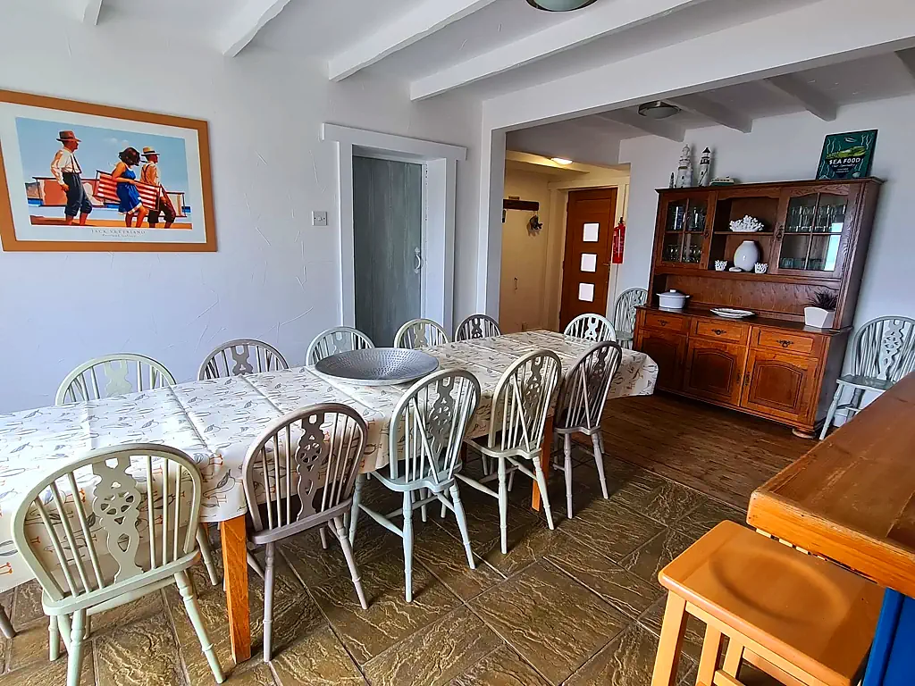 Selsey Beach House Ground Floor Kitchen and Dining Area 12