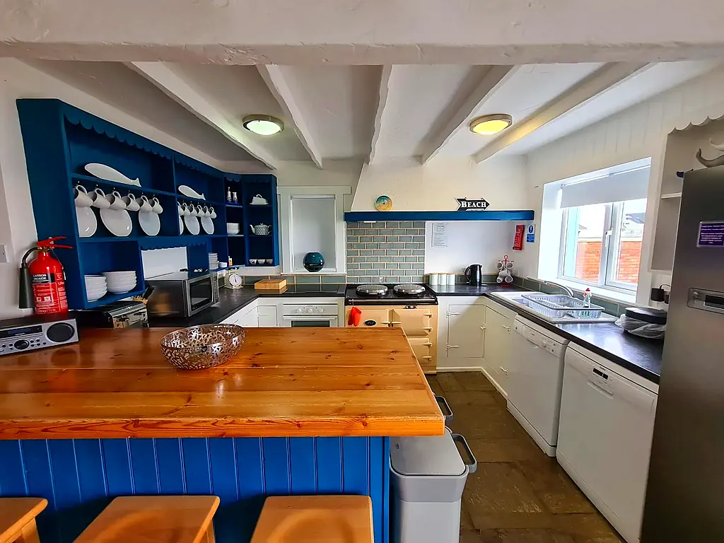 Selsey Beach House Ground Floor Kitchen and Dining Area 8
