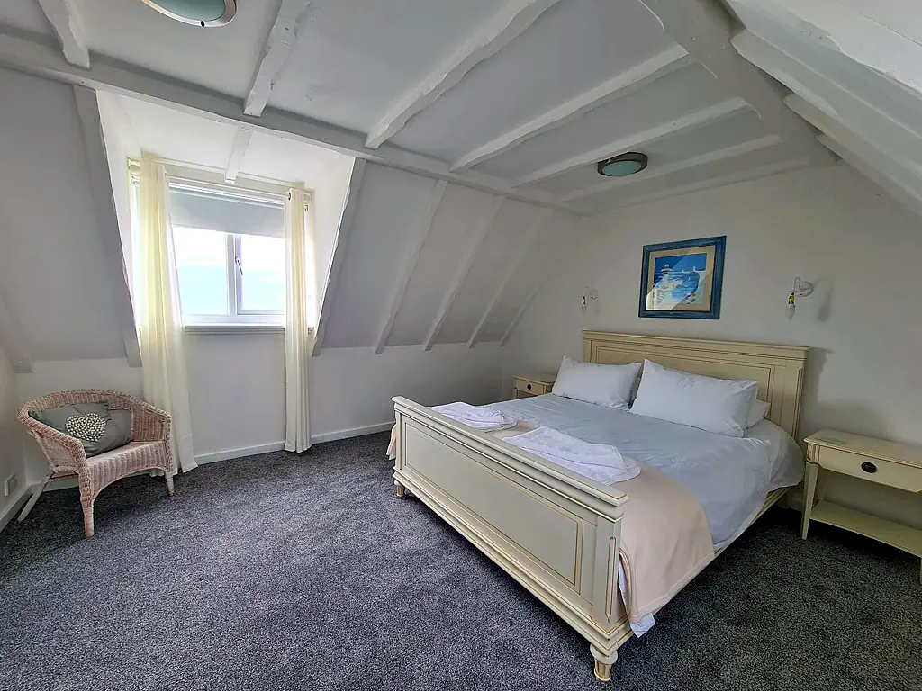 Selsey Beach House Master Bedroom 1-1