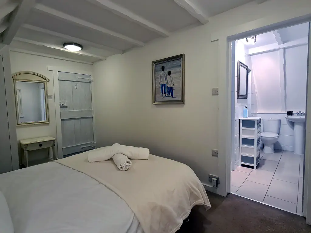 Selsey Beach House Master Bedroom 2-3