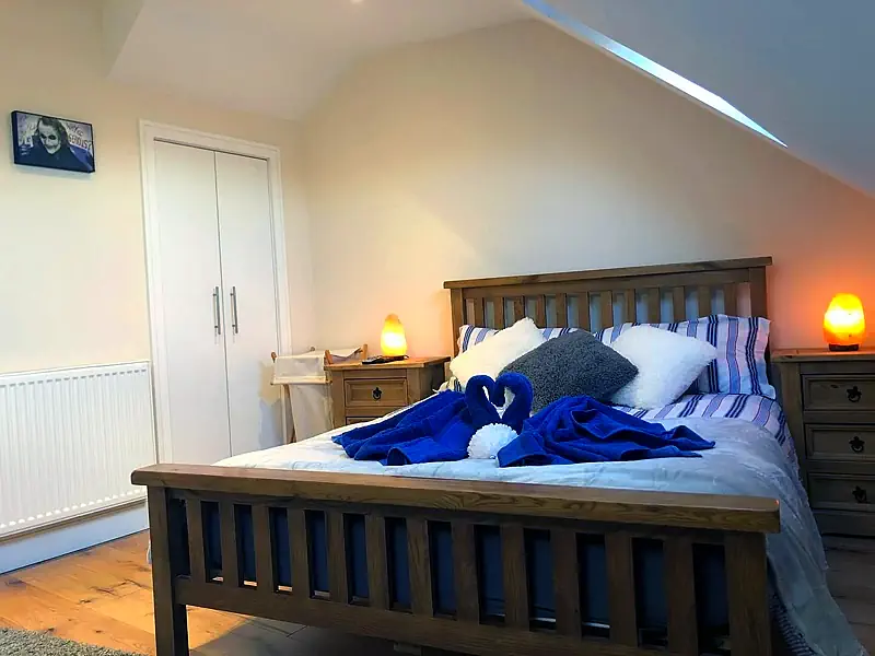 167A Ruxley Lane Bedroom Featured